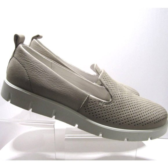 EUC ECCO LOAFER COMFORT SLIP ON LEATHER GRAY 7M SHOES - Picture 2 of 8